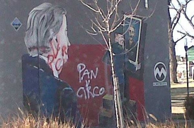 El odio, el mural y los cuadros