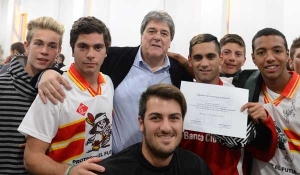 Rubeo y Henn reconocieron a futbolistas de Renato Cesarini