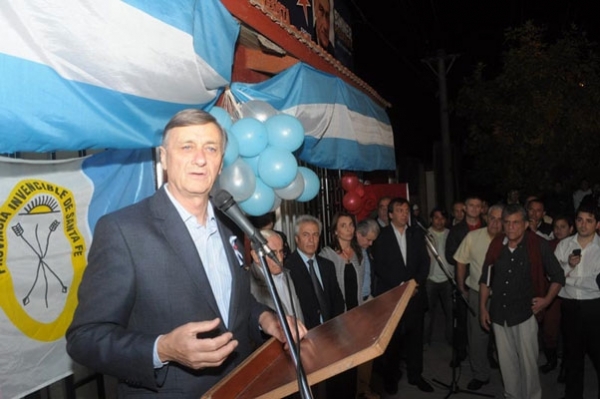 Binner en Bermúdez