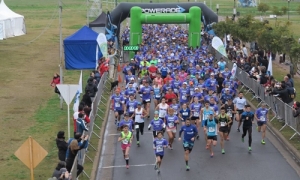 Con 500 deportistas, Baigorria corrió su décima maratón