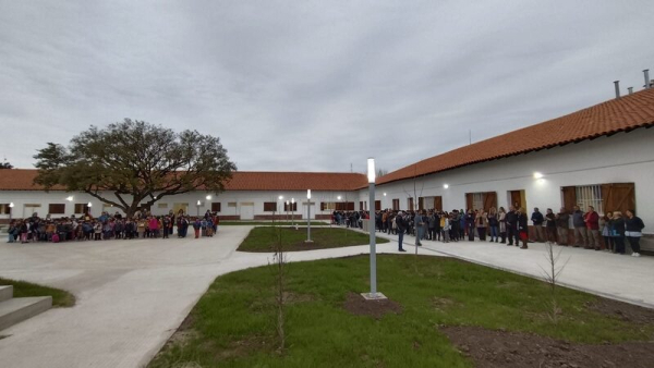 Se inauguró la remodelación del Hogar Escuela