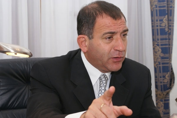 "Me gustaría que Binner tenga otra voz de mando y que sus respuestas sean más rápidas"