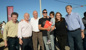 “Con la entrega de lotes materializamos el sueño de 340 familias de Rosario”