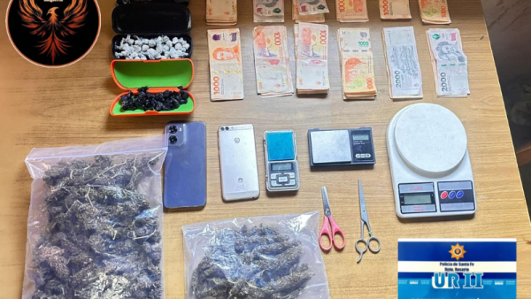 Ocultaba cocaína y marihuana en un estuche de anteojos y fue detenido