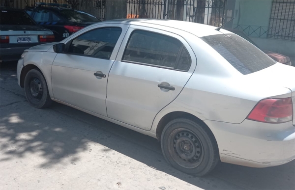 Aprehenden a dos personas con un auto usado en una balacera