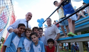 “Estamos aportando dinero a 200 clubes de Santa Fe, en Rosario, Villa Gobernador Gálvez, Santo Tomé”, dijo Bonfatti