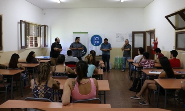 Comenzó el Curso de Administrador de Redes y Marketing