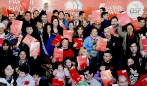 Bonfatti entregó los primeros 150 lotes del Parque Habitacional Ibarlucea