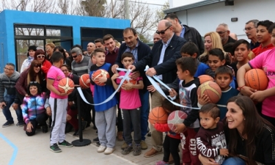 La Municipalidad de Baigorria reinaugura el playón deportivo en barrio Los Robles