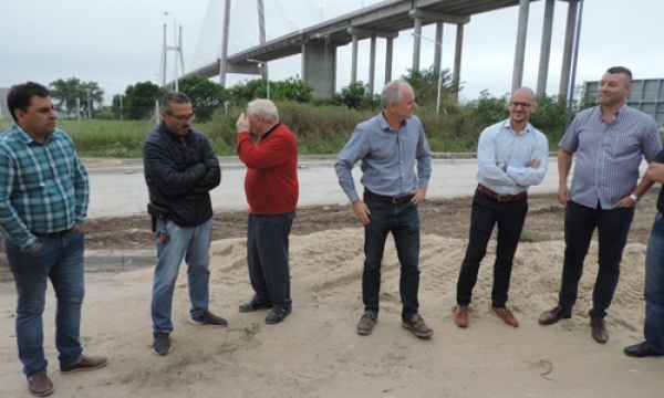 Codino e Isgró recorrieron las obras de Avenida Los Platanos: “Es una obra que beneficiará mucho a Baigorria”