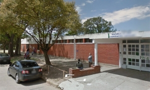 Balagué firmó el contrato para la realización de obras de ampliación y reparación en la escuela 550