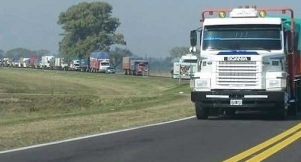 Camioneros: acuerda el aumento de paritarias en un %31,5
