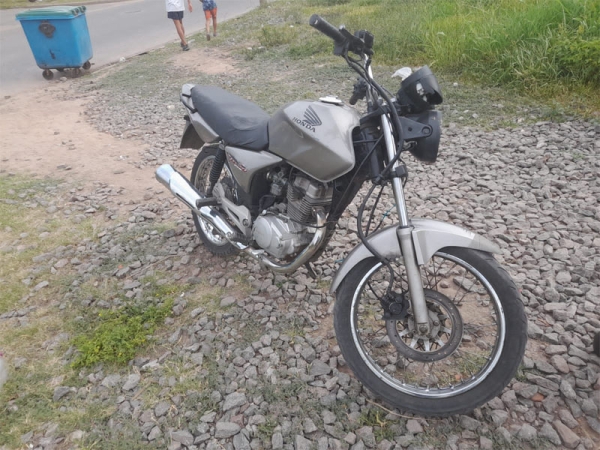 Una moto involucrada en un robo es recapturada