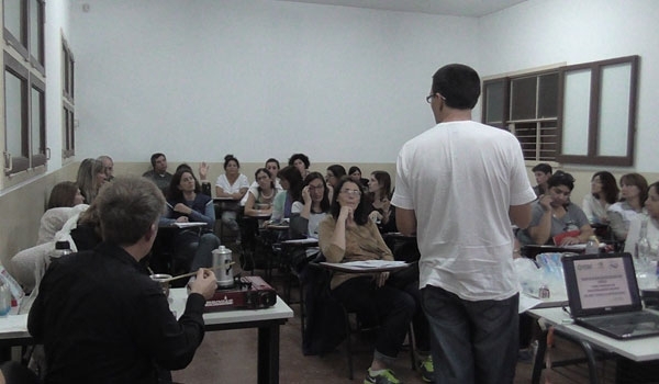 Taller de Formación Docente en ciencia en el “Néstor Kirchner”