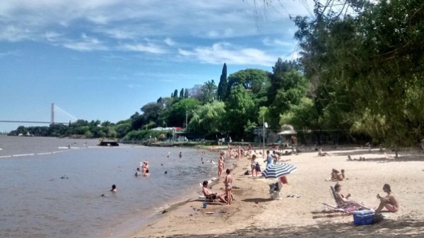Es un éxito la playa municipal de Baigorria