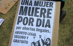 La nena de 13 años violada finalmente abortó en un consultorio privado