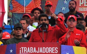 Maduro llamó a una jornada de debate para analizar el "revés" electoral