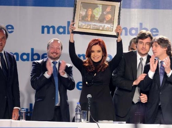 Cristina calificó de "cadena nacional del miedo" a los medios opositores 