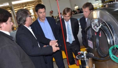 Ramos entregó equipos para cinco aeródromos de la provincia
