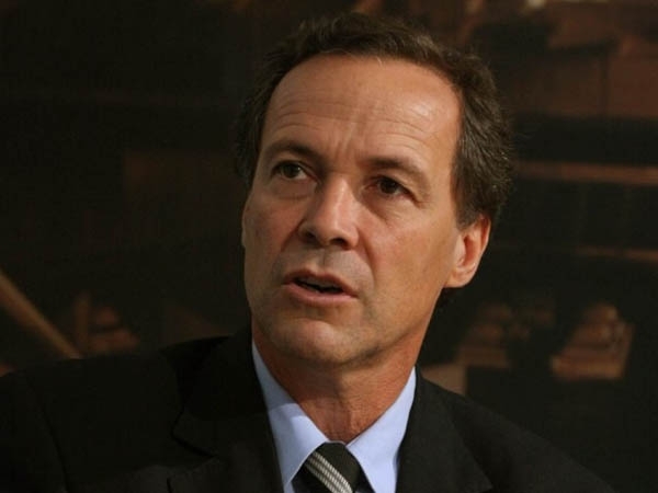 Giustiniani: "El gobierno nacional le mete la mano en el bolsillo a las provincias"