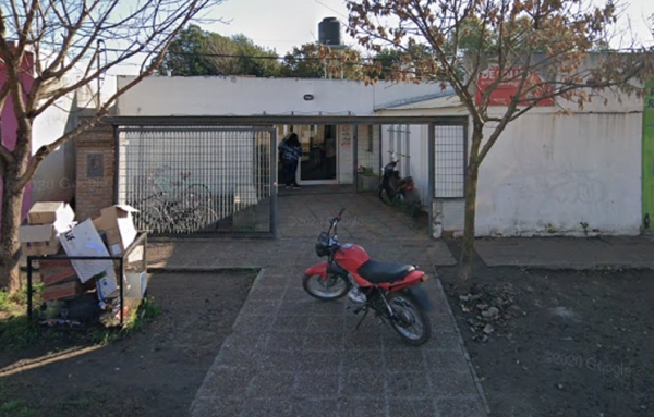 Dos jóvenes generaron disturbios en el dispensario de San Miguel