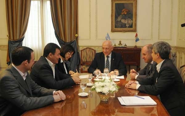 Fray Luis Beltrán: Subsidio para pavimentación de la calle Estrada