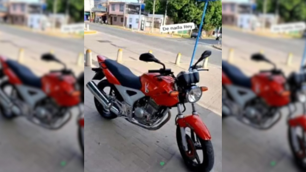 Motochorros armados robaron una moto en Martín Fierro
