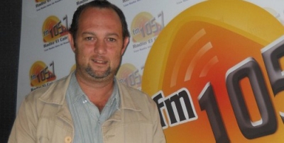Se inició el Ciclo de Conversatorios con Periodistas en La Colmena