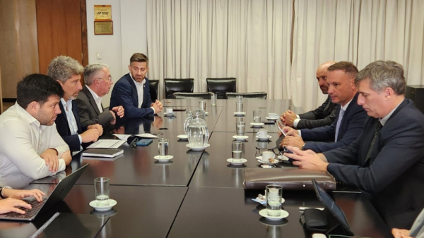 Enrico: “Vamos a seguir reclamando la reparación de rutas hasta que Nación ponga en marcha las obras”