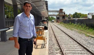 "Que Reutemann aclare si el cambio que le inspira Macri es volver a la desocupación"