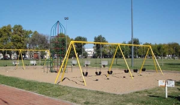 Buscan prohibir areneros en espacios públicos de Rosario