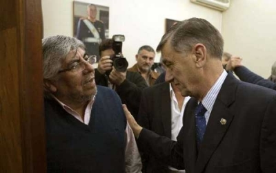 Binner recibe a Moyano y Barrionuevo para analizar la situación del país 