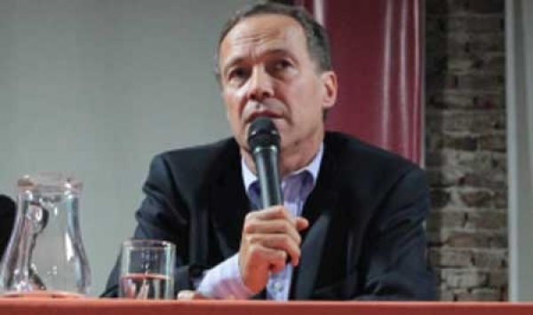 Giustiniani: "Queremos evitar otro tarifazo de la EPE"