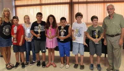 Representantes de Granadero Baigorria en lo más alto del Ajedrez departamental