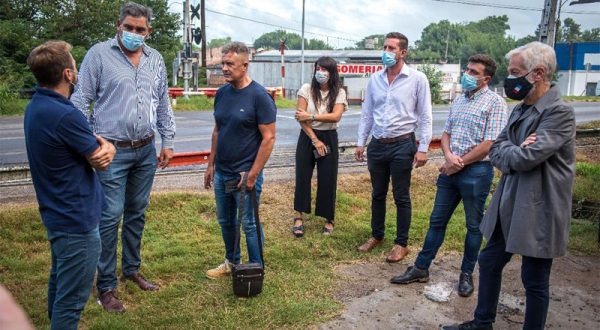 Baigorria gestiona mejoras para el paso a nivel de la Ruta 11