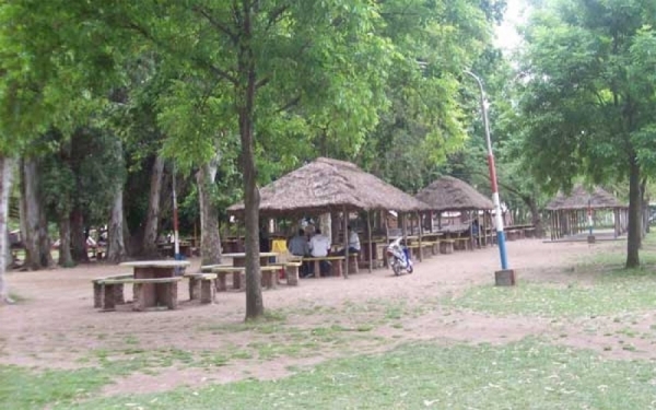 Un borracho casi genera una tragedia en el Camping Municipal