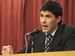 Para Ramos &quot;el gobierno de Bonfatti no puede controlar ni un partido de fútbol&quot;