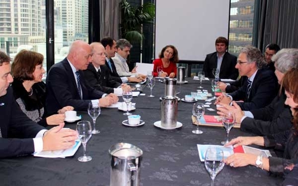 "Nuestro objetivo es que Santa Fe siga liderando la producción láctea de Argentina”, dijo el gobernador
