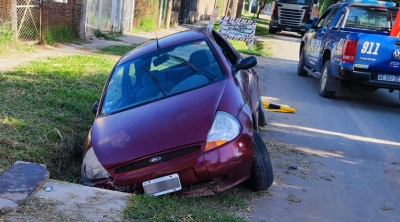 Hallan otro auto abandonado y con pedido de captura
