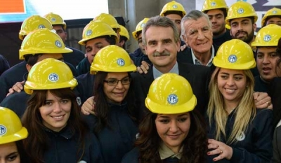 La Presidenta Cristina Fernández de Kirchner y el Ministro Agustín Rossi inauguraron  una nueva fábrica militar en San Juan