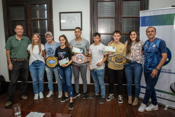 Maglia brindó su apoyo a deportistas que competirán en certamen internacional de artes marciales