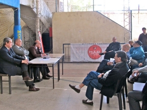 Galdeano presentó a los vecinos de la “cárcel de encausados” su proyecto para la relocalización del inmueble