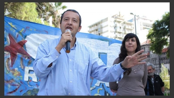 Gravar a los bancos y ayudar a las familias desocupadas