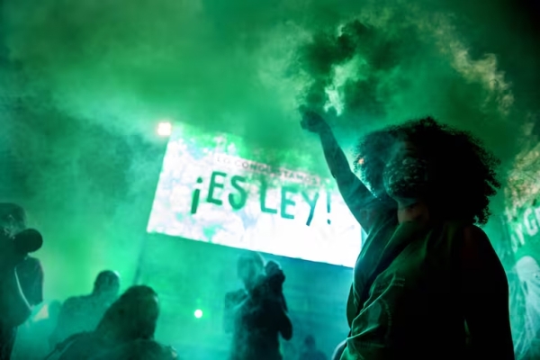 El Gobierno admitió que está en sus planes volver a discutir la ley del aborto legal