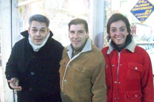 Rubén Sauro en recorrida por el barrio Ludueña 