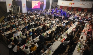 Ante 2 mil personas, Giustiniani y Augsburgr distinguieron a organizaciones sociales y destacaron la labor legislativa