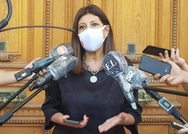 Clara García: "Votamos un presupuesto con serias críticas, pero somos una oposición responsable"