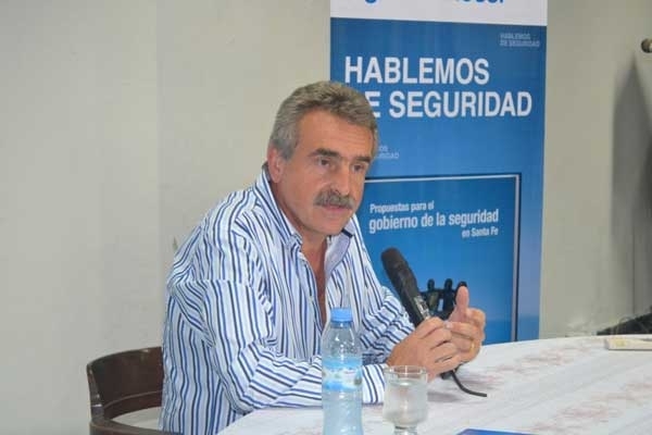 Rossi: “Es una decisión de enorme coraje que tiende a transparentar y consolidar la democracia”