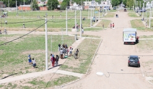 La provincia entregó 100 terrenos a familias Qom de Rosario