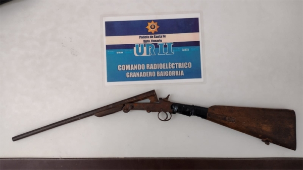 Un detenido por tenencia ilegal de arma